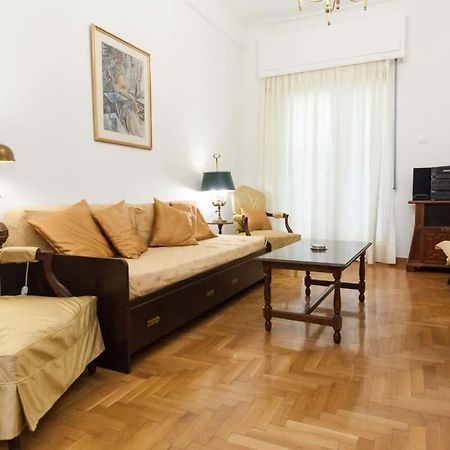 Charming Vintage 2Br Apartment With Balcony In Koukaki Atena Exterior foto